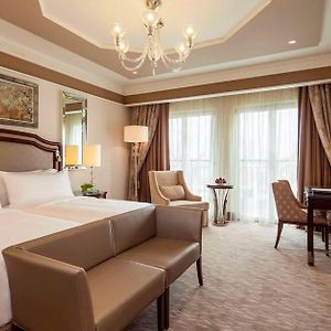 Grand Deluxe Twin Room